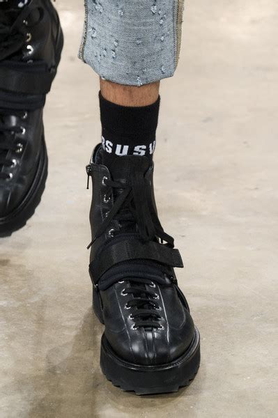 versus versace winter 2018|Versus Versace Fall/Winter 2018 Sneaker Model .